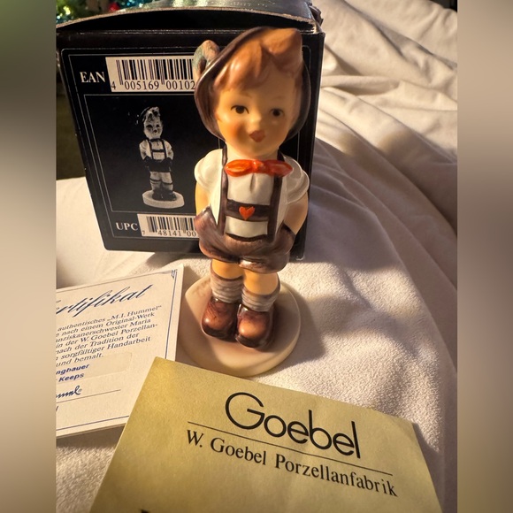 Vintage Goebel Hummel 1993 For Keep Porcelain Figurine 3.5” in Box